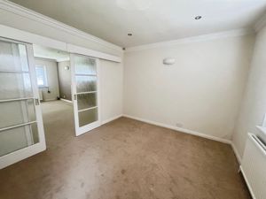 Dining room- click for photo gallery